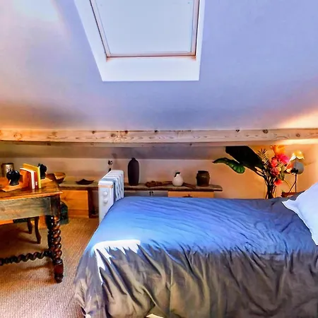 Semesterbostad In Auvergne Near Puy Mary Saint-Cirgues-de-Malbert