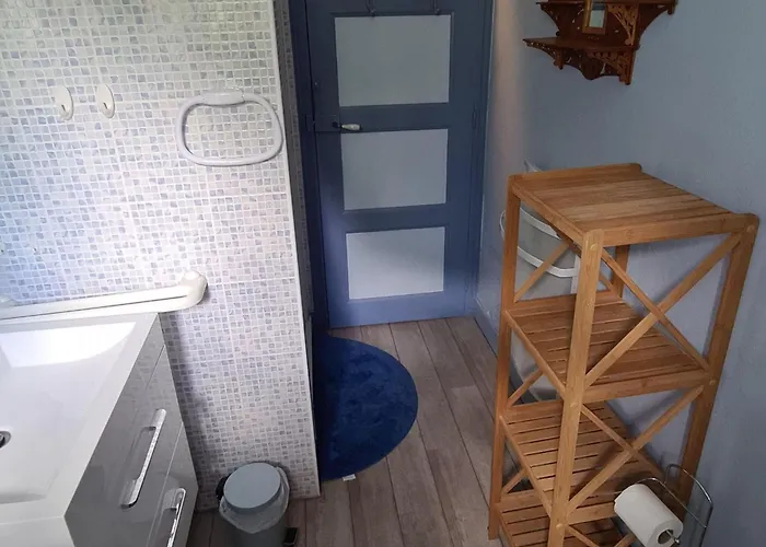 Holiday home In Auvergne Near Puy Mary Saint-Cirgues-de-Malbert