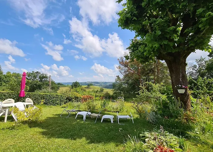 In Auvergne Near Puy Mary Holiday home Saint-Cirgues-de-Malbert